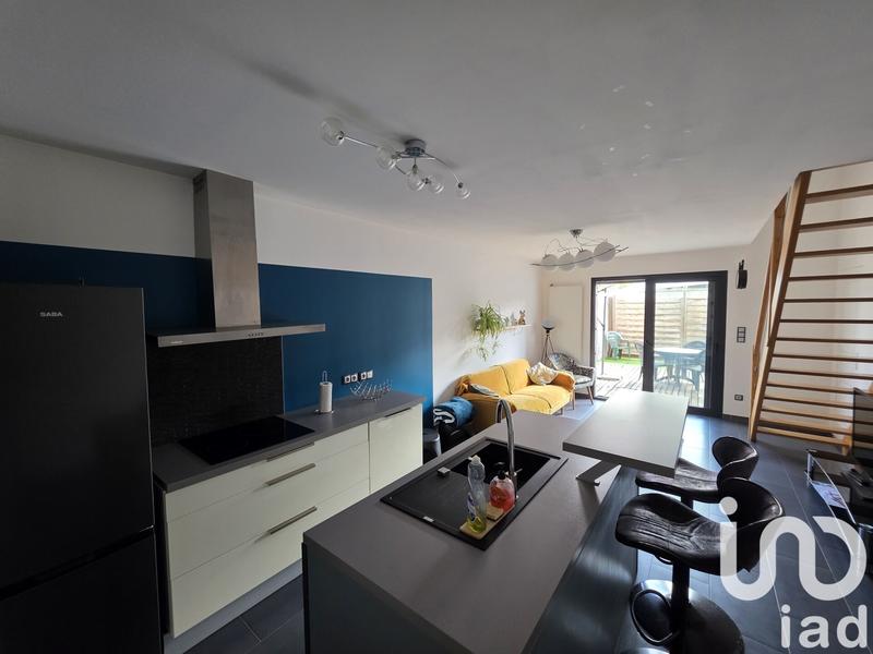 Maison - 234 m² - 8 pièces