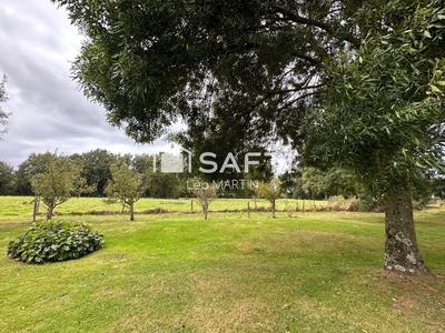 Maison - 200 m² - 7 pièces