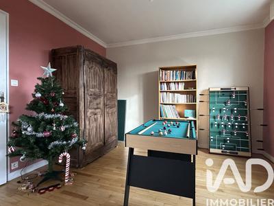 Maison - 133 m² - 8 pièces