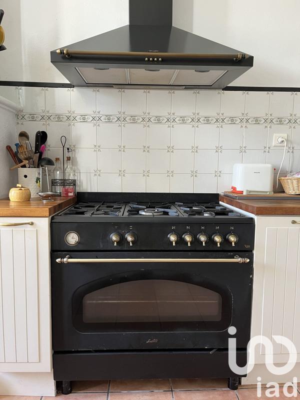 Maison - 215 m² - 7 pièces