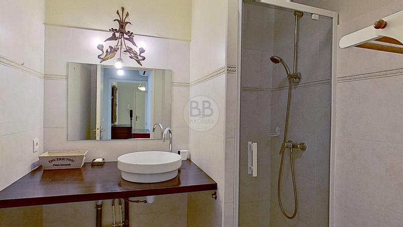 Appartement - 90 m² - 4 pièces