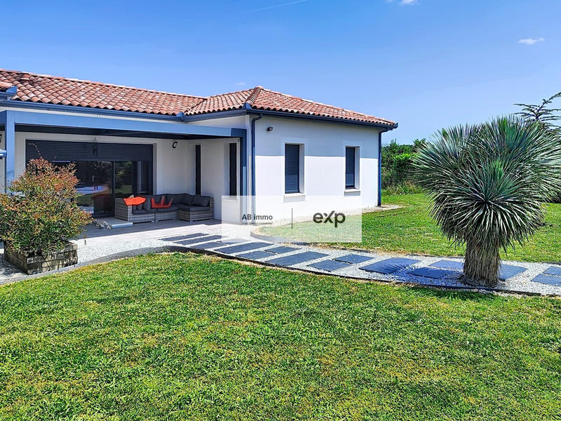 Villa - 141 m² - 5 pièces