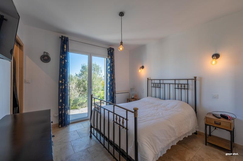 Maison - 180 m² - 5 pièces