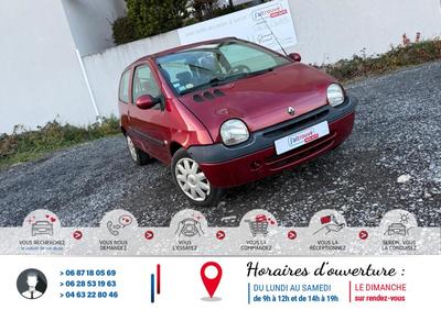 Renault Twingo II 1.2 i 16v 75Cv édition Privilège *Véhicule Sous Garantie*Ct Révision Kit Distribution Ok *100 Points de Contrôles*CarteGrise Moitié prix (Véhicule plus 10 ans)*Direction assisté*Climatisation*Autoradio Cd/Mp3 Prise aux Usb Bluetooth