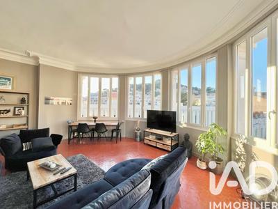 Appartement - 82 m² - 3 pièces