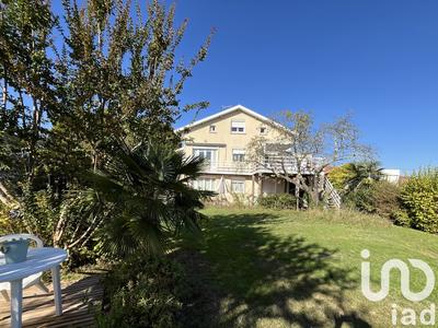 Appartement - 122 m² - 4 pièces