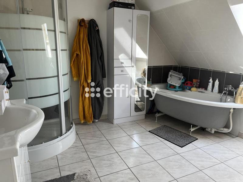 Maison - 138 m² - 7 pièces