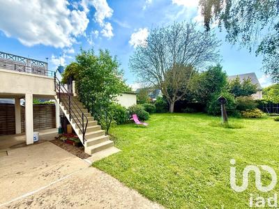 Maison - 165 m² - 8 pièces