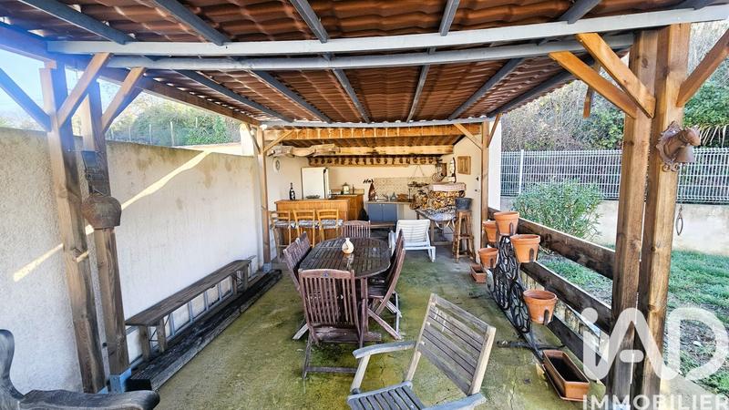 Maison - 205 m² - 8 pièces