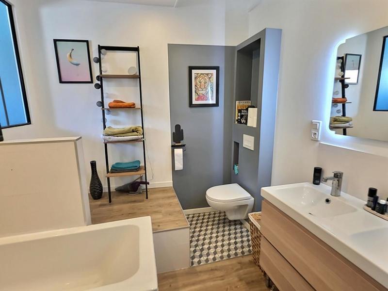 Maison - 93 m² - 4 pièces