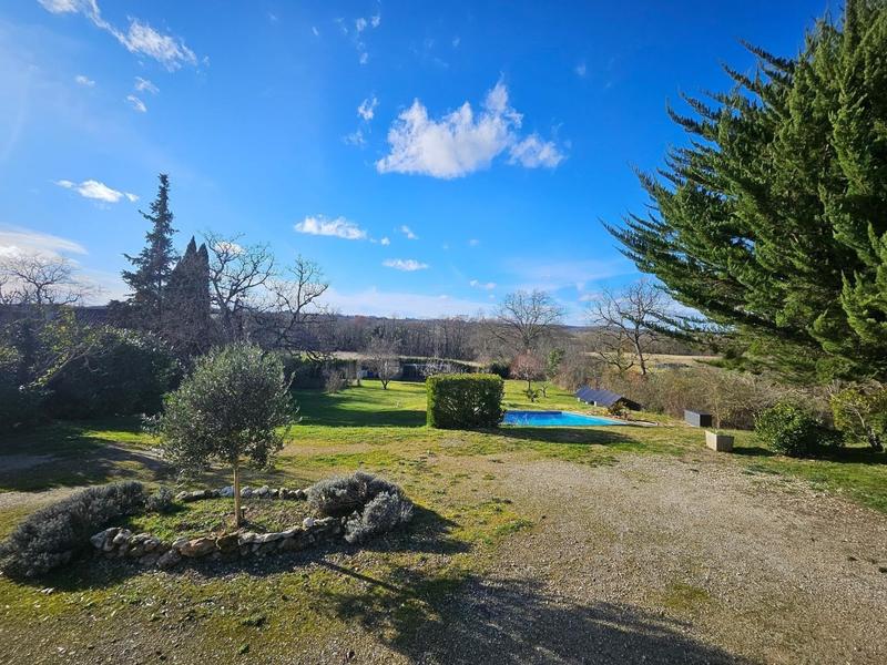 Maison - 139 m² - 6 pièces