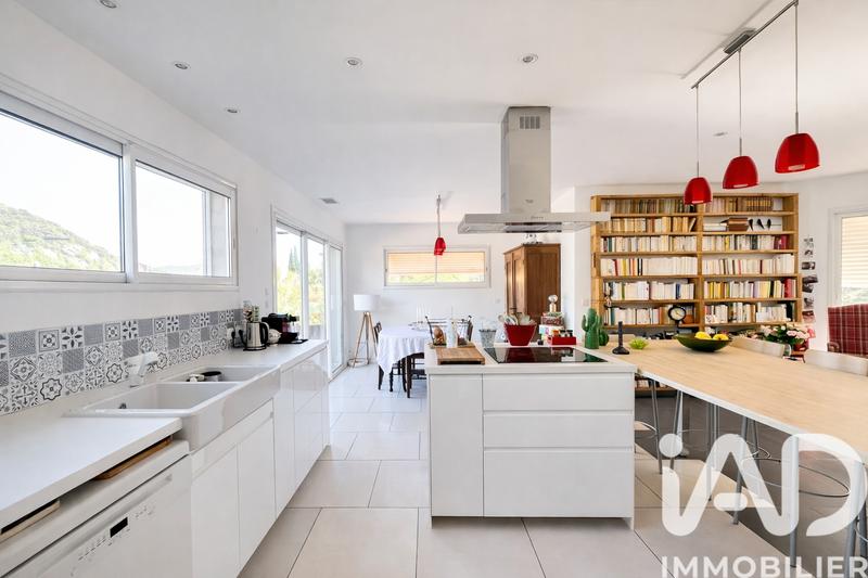 Maison - 121 m² - 4 pièces