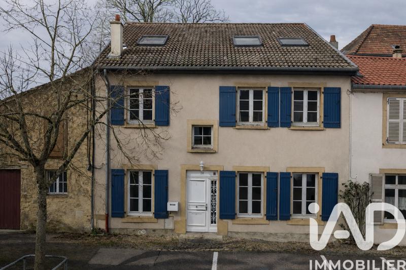 Maison - 238 m² - 5 pièces