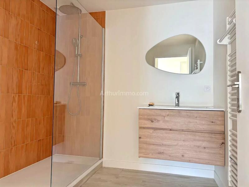 Appartement - 80 m² - 3 pièces