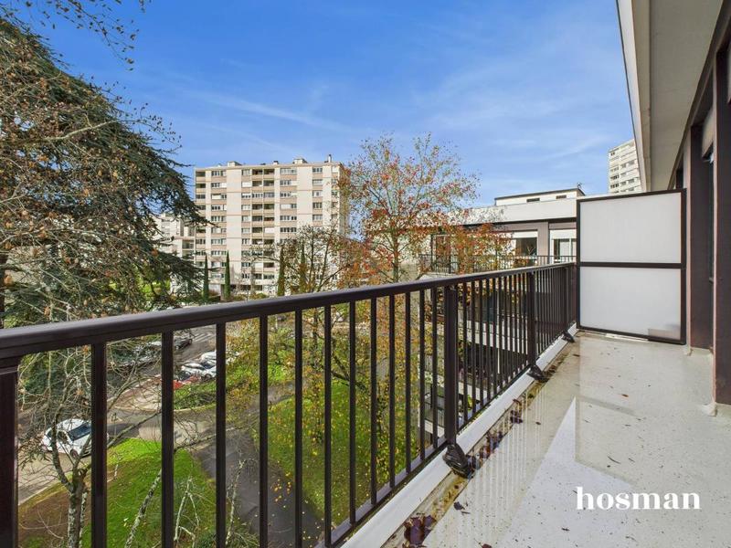 Appartement - 150 m² - 6 pièces