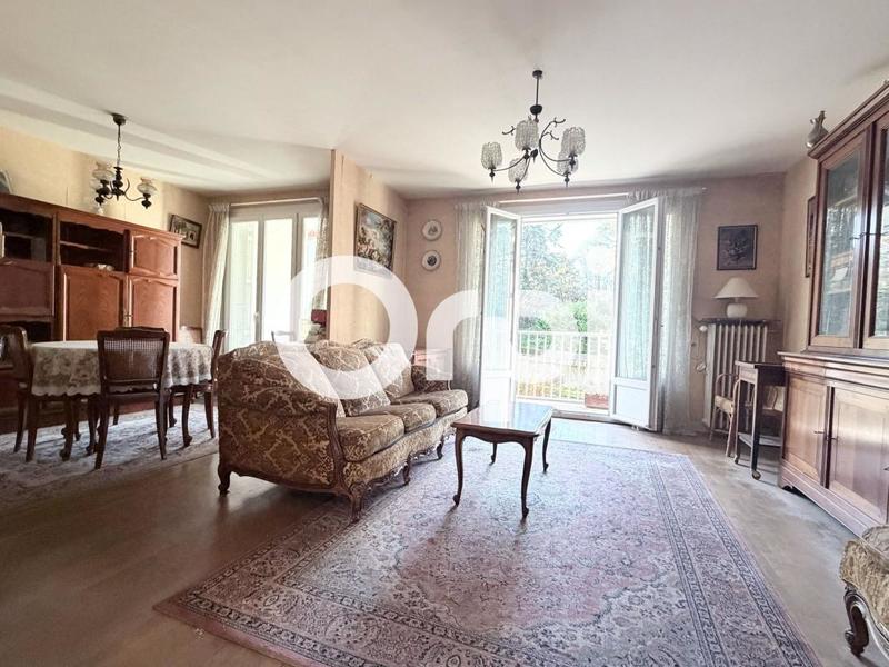 Appartement - 82 m² - 3 pièces