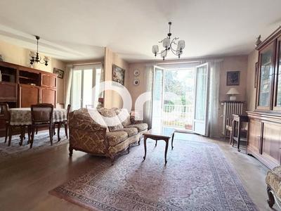 Appartement - 82 m² - 3 pièces