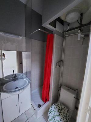 Studio - 15 m² - 1 pièce