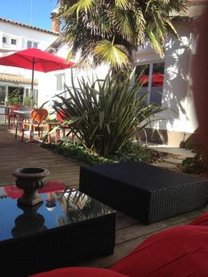 Fonds de commerce - 561 m²