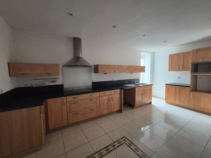 Immeuble - 250 m² - 10 pièces