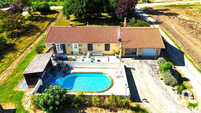 Maison - 152 m² - 8 pièces