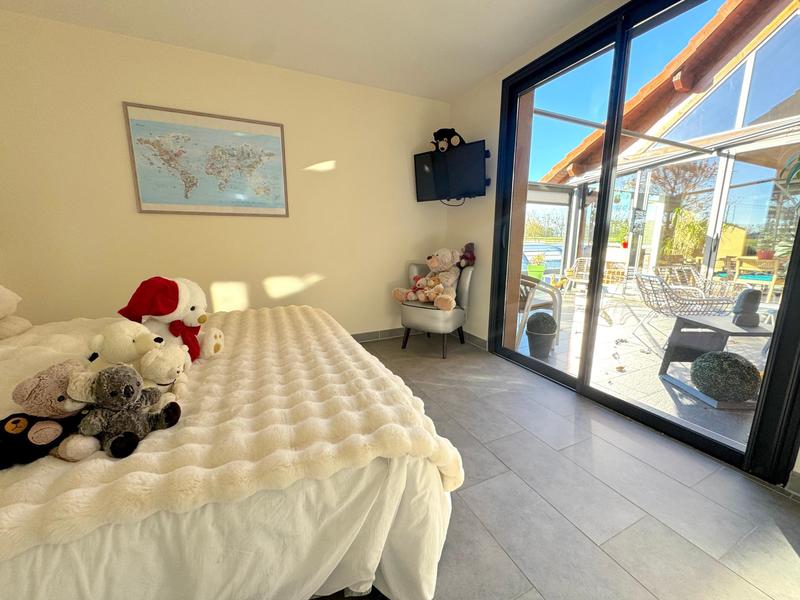 Maison - 205 m² - 5 pièces