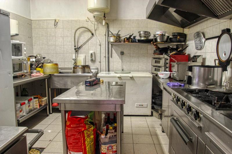 Local commercial - 80 m² - 2 pièces