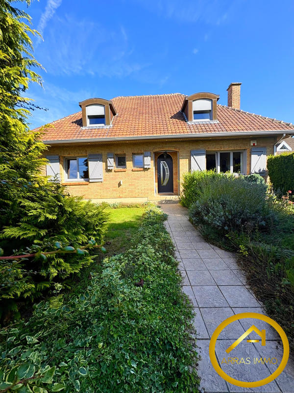 Maison - 145 m² - 6 pièces