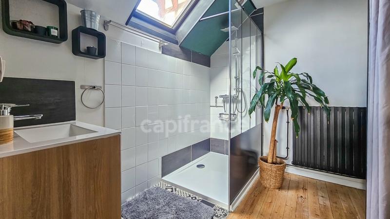 Maison de maîtres - 225 m² - 10 pièces