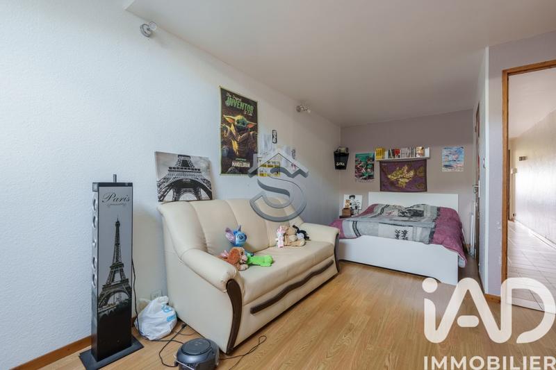 Maison - 243 m² - 7 pièces