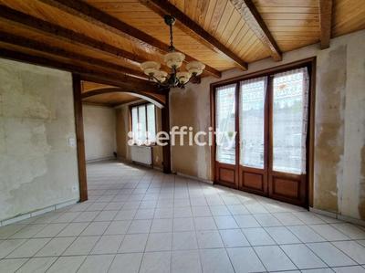 Maison - 190 m² - 7 pièces