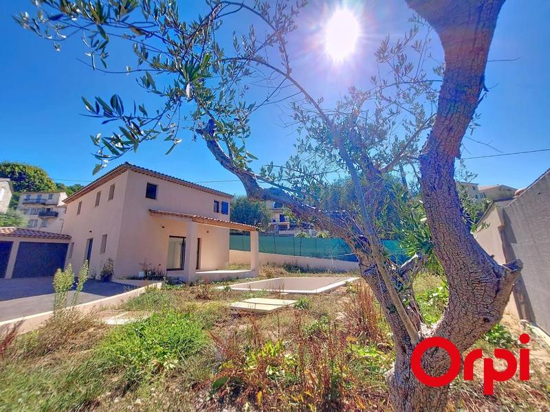 Villa - 136 m² - 5 pièces