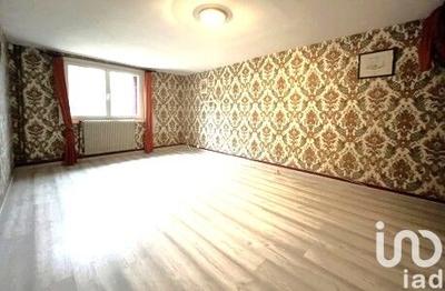 Maison - 198 m² - 6 pièces