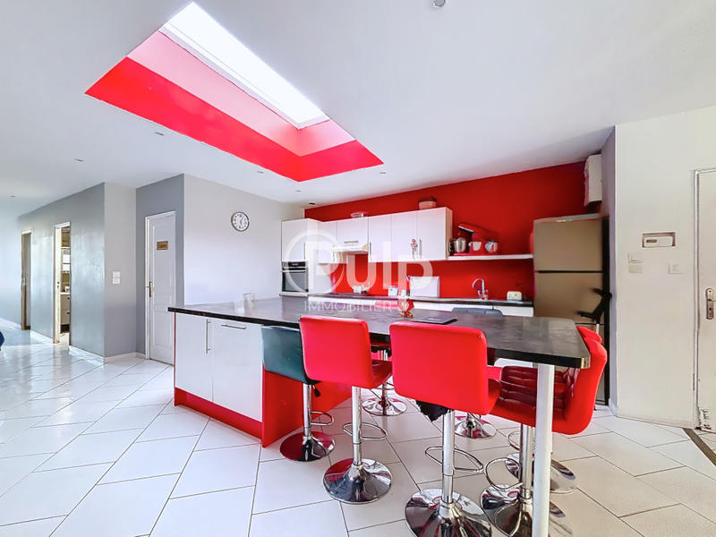 Maison - 125 m² - 5 pièces