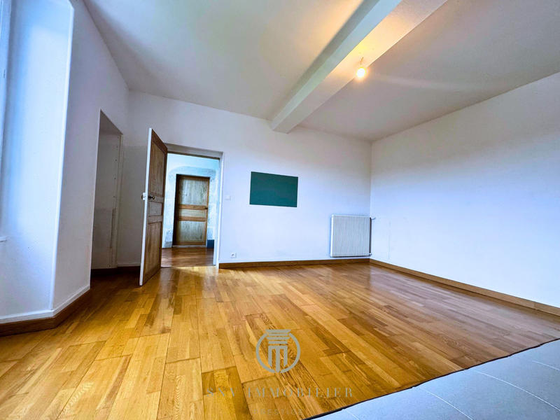 Maison - 191 m² - 7 pièces