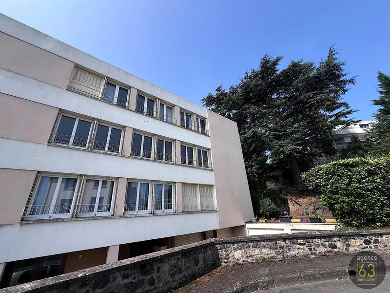 Appartement - 77 m² - 3 pièces