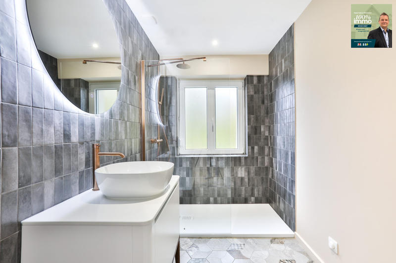 Maison - 179 m² - 6 pièces