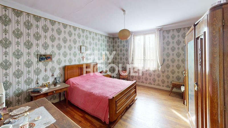 Maison - 120 m² - 8 pièces