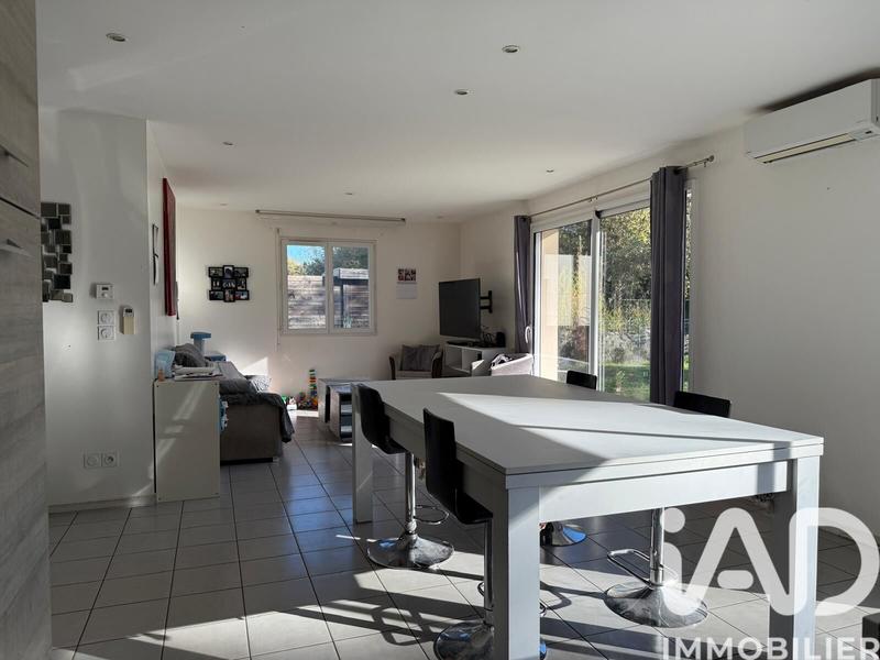 Maison - 94 m² - 4 pièces