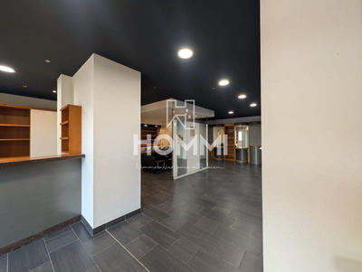 Local commercial - 74 m²