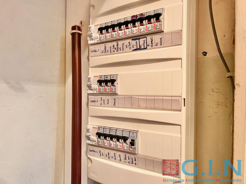 Appartement - 86 m² - 4 pièces