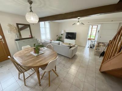 Maison - 103 m² - 6 pièces