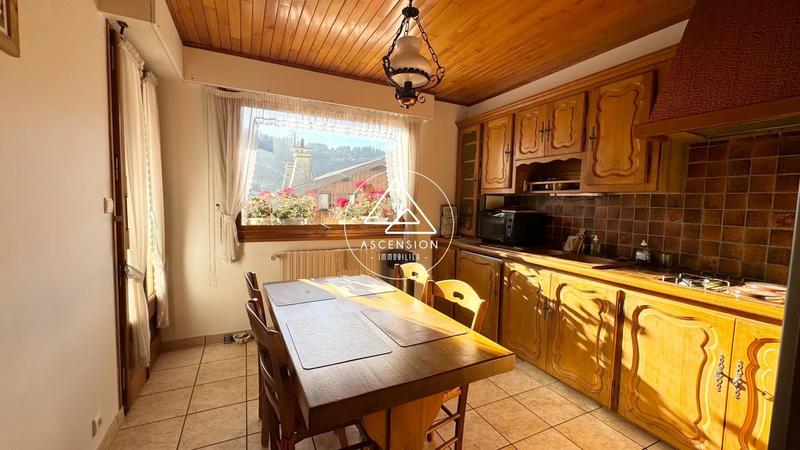 Châlet - 266 m² - 14 pièces