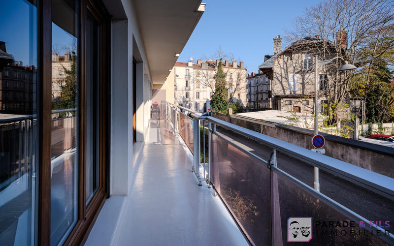 Appartement - 109 m² - 5 pièces