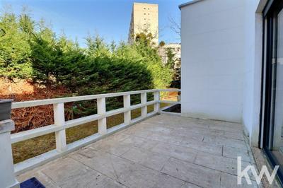 Villa - 240 m² - 8 pièces