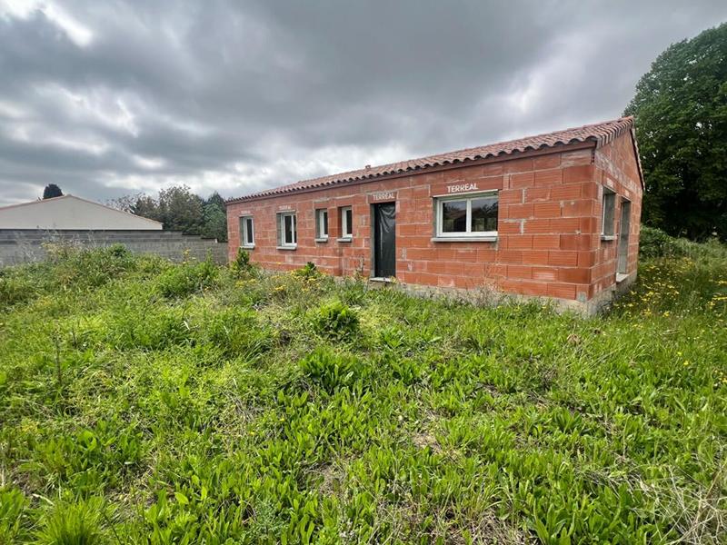 Maison - 104 m² - 1 pièce