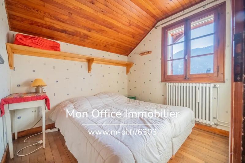 Châlet - 141 m² - 8 pièces