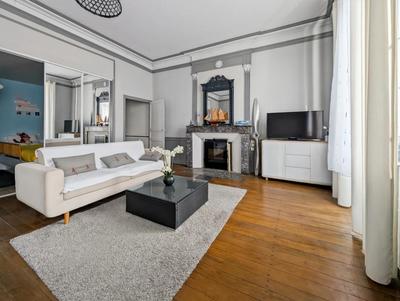 Hôtel particulier - 350 m² - 13 pièces