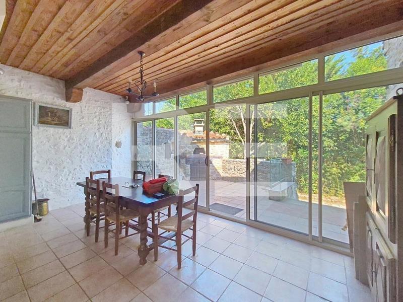 Maison de village - 174 m² - 6 pièces