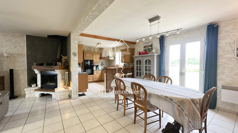 Maison - 104 m² - 5 pièces